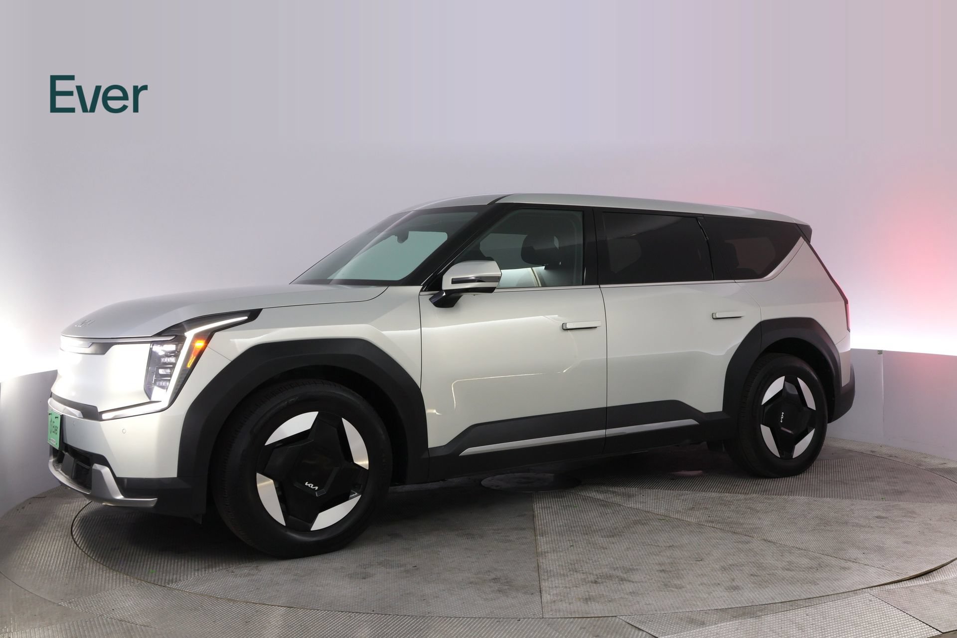 Used 2024 Kia EV9 Light Long Range RWD image 18