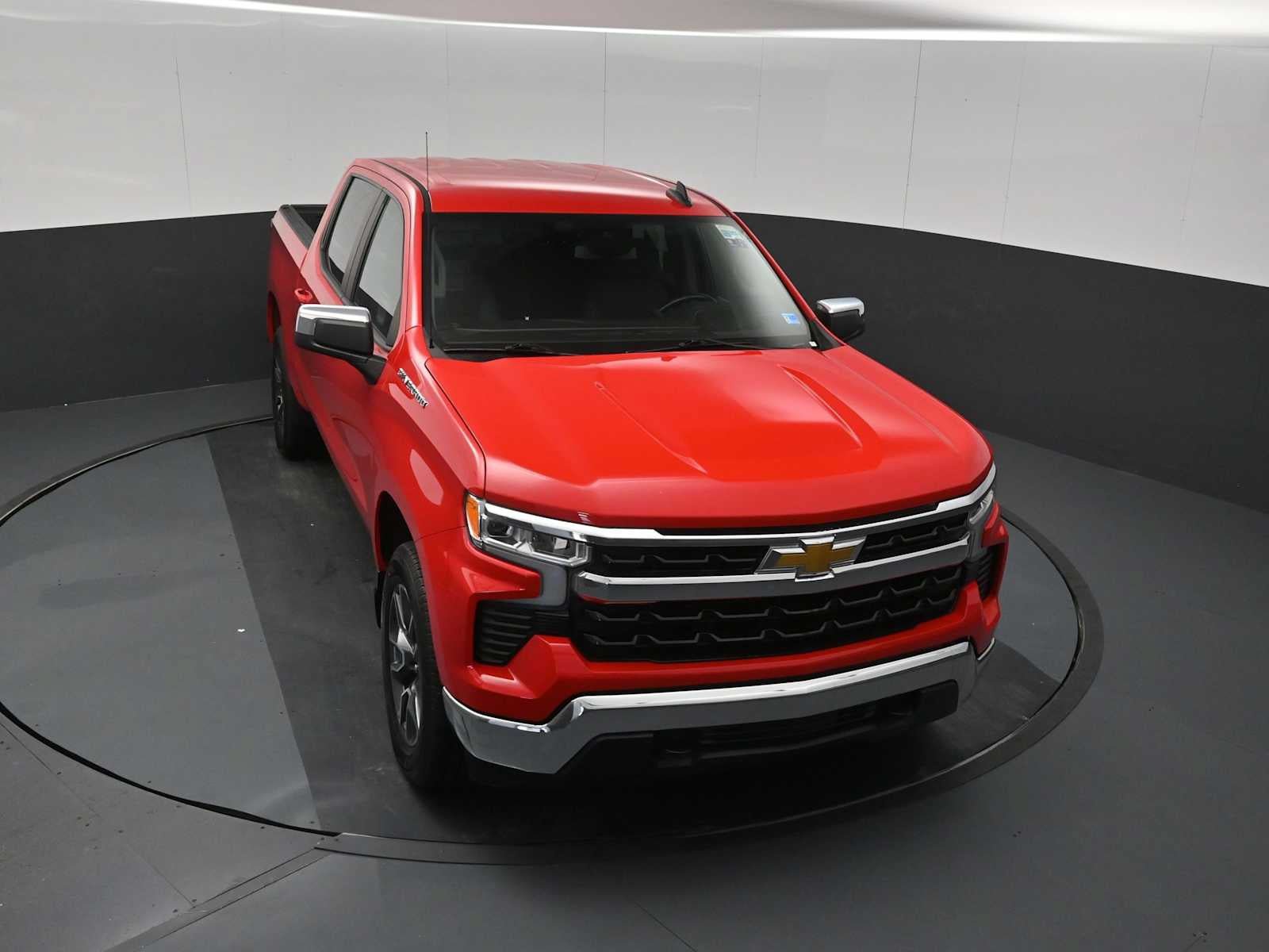Used 2023 Chevrolet Silverado 1500 LT AWD/4WD image 11