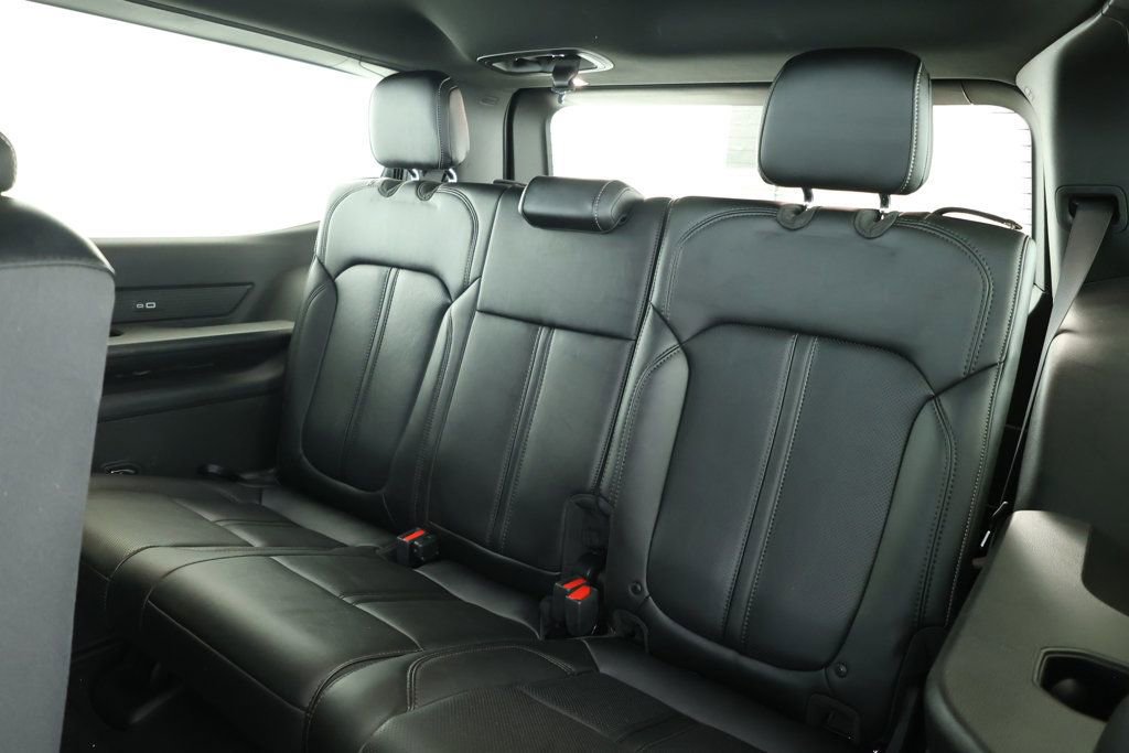 Used 2023 Jeep Wagoneer Series II w/ Premium Group I image 21