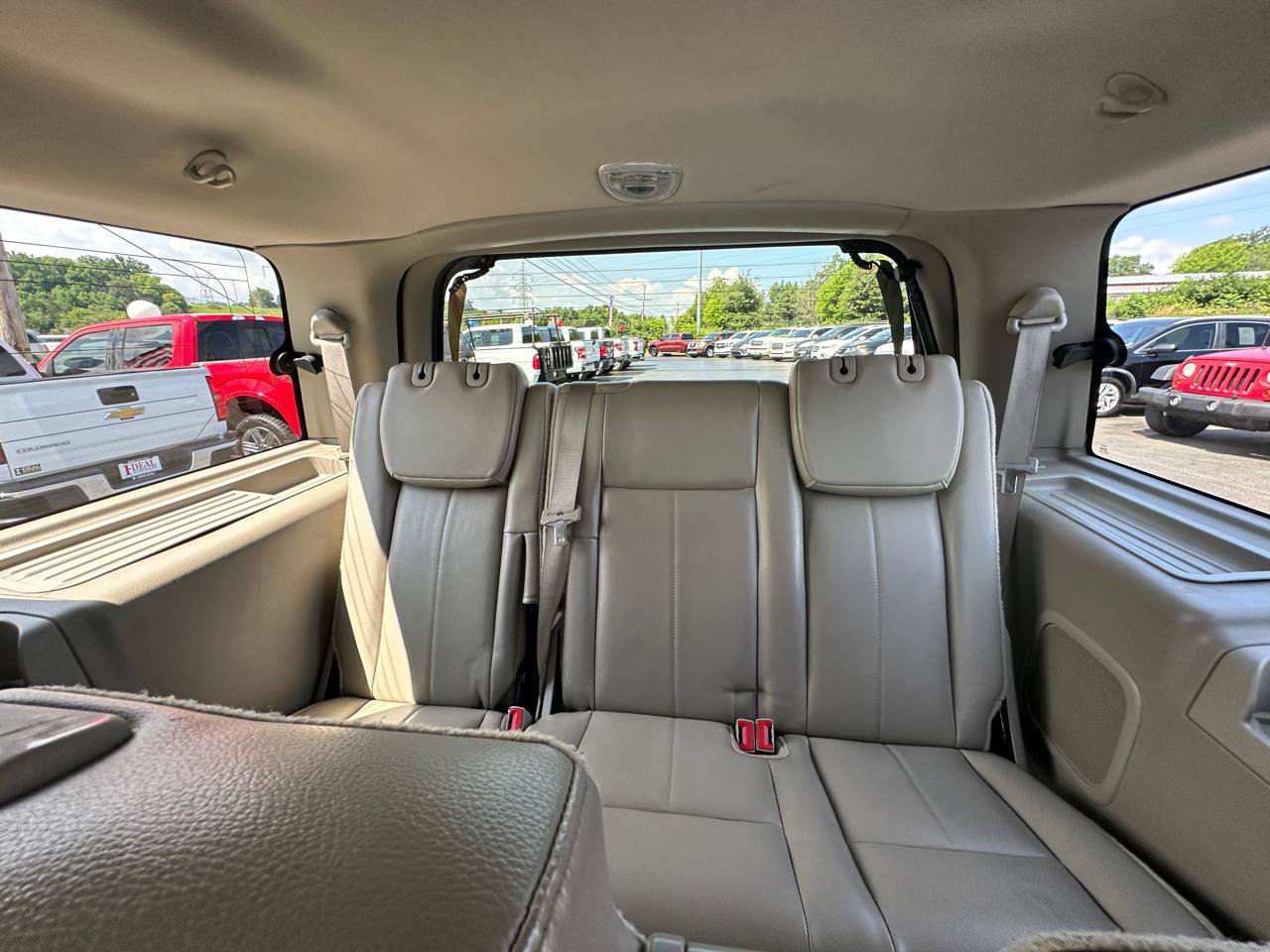 Used 2012 Ford Expedition Limited AWD/4WD image 10