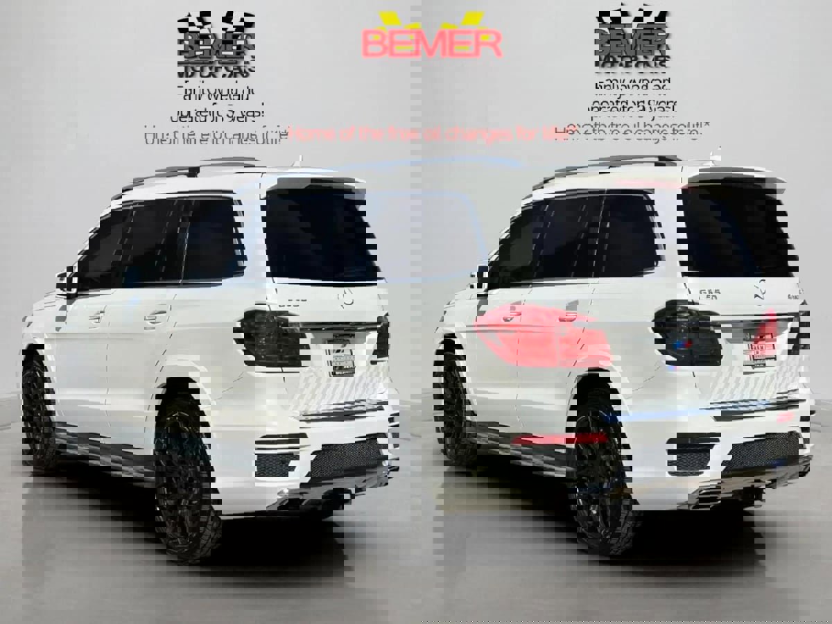 Used 2014 Mercedes-Benz GL 550 4MATIC image 3