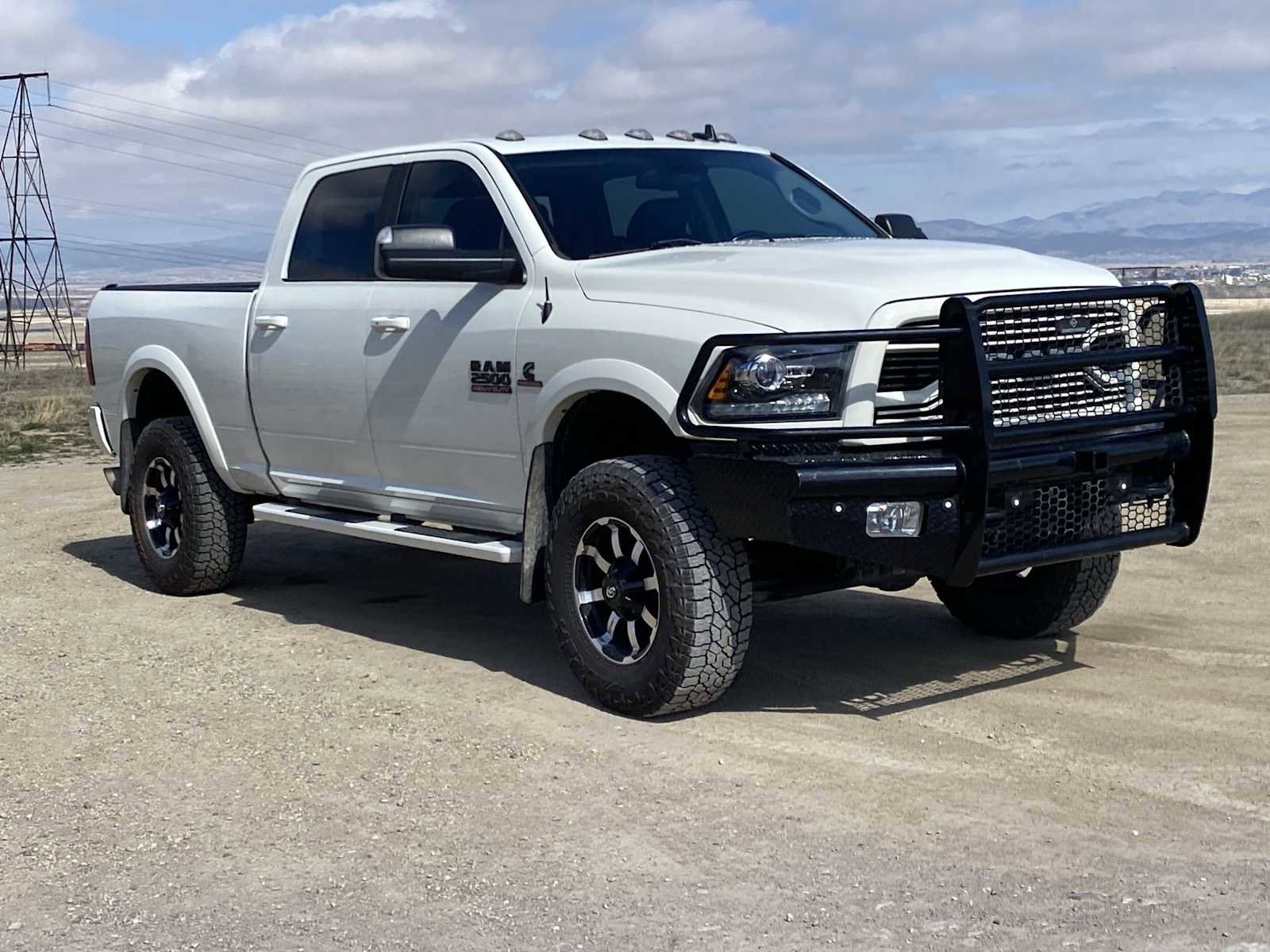 Used 2018 RAM 2500 Laramie w/ Sport Appearance Group image 11
