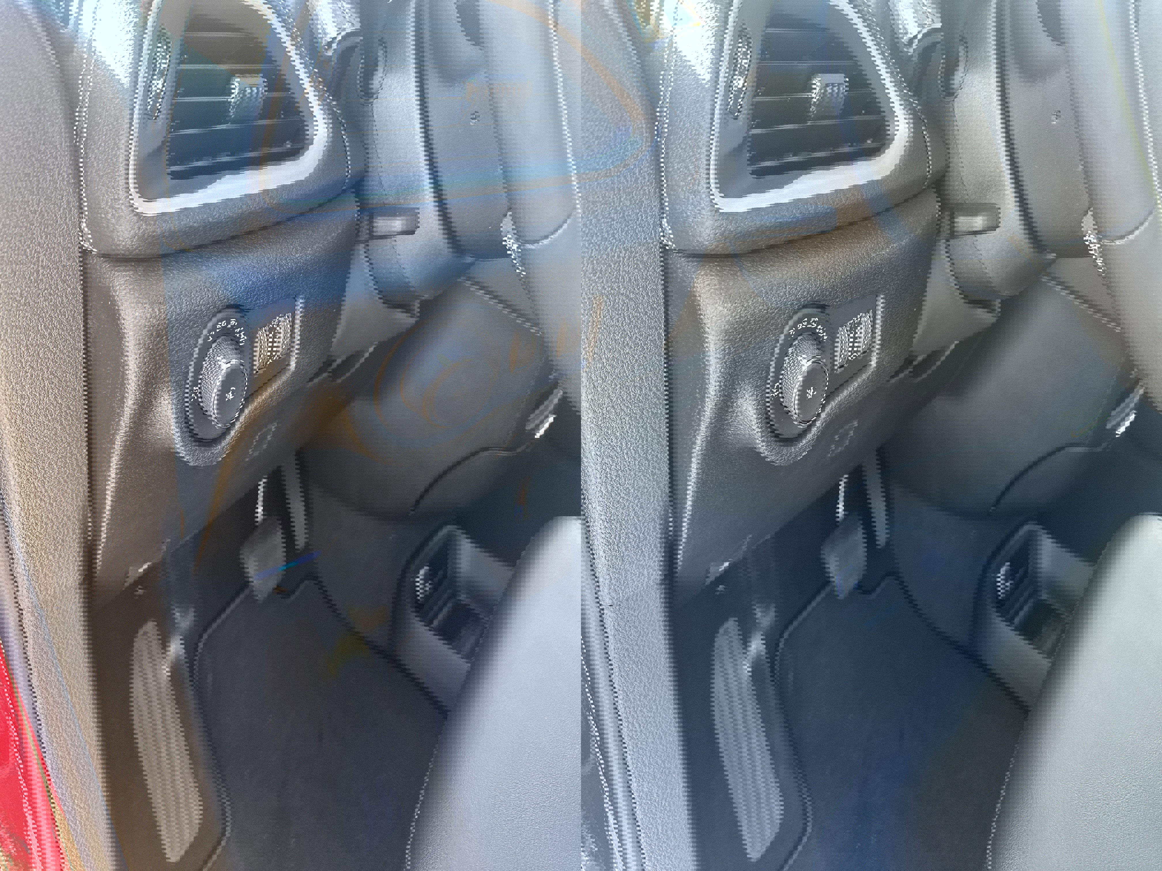 New 2026 Chrysler Pacifica Select image 30