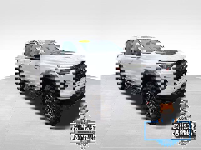 Used 2024 Chevrolet Colorado ZR2 w/ Safety Package image 1