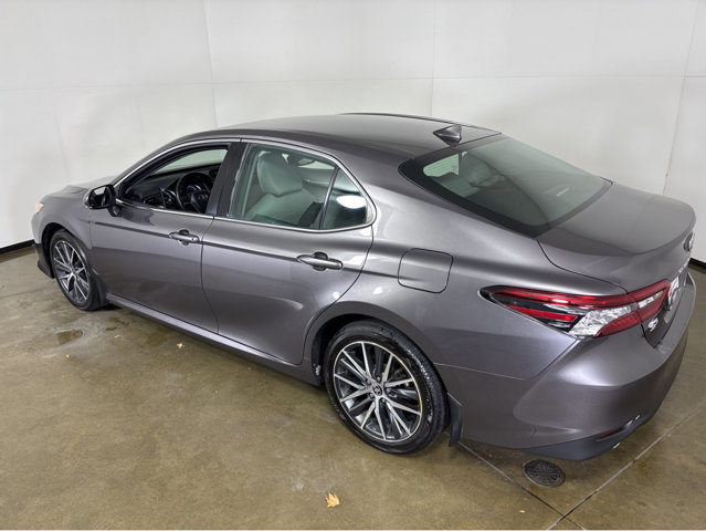 Used 2023 Toyota Camry XLE image 17