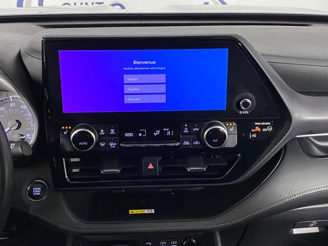 Used 2023 Toyota Highlander XSE image 17