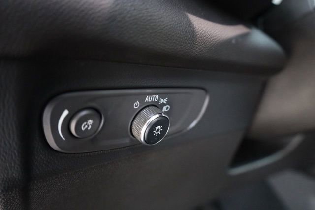 Used 2022 Buick Envision Preferred image 17