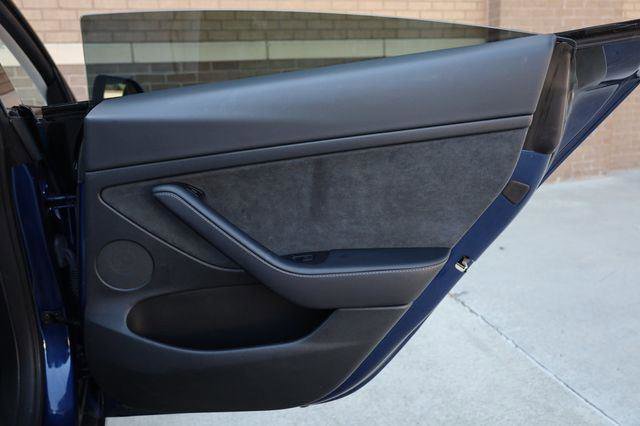 Used 2023 Tesla Model 3 Standard Range image 22