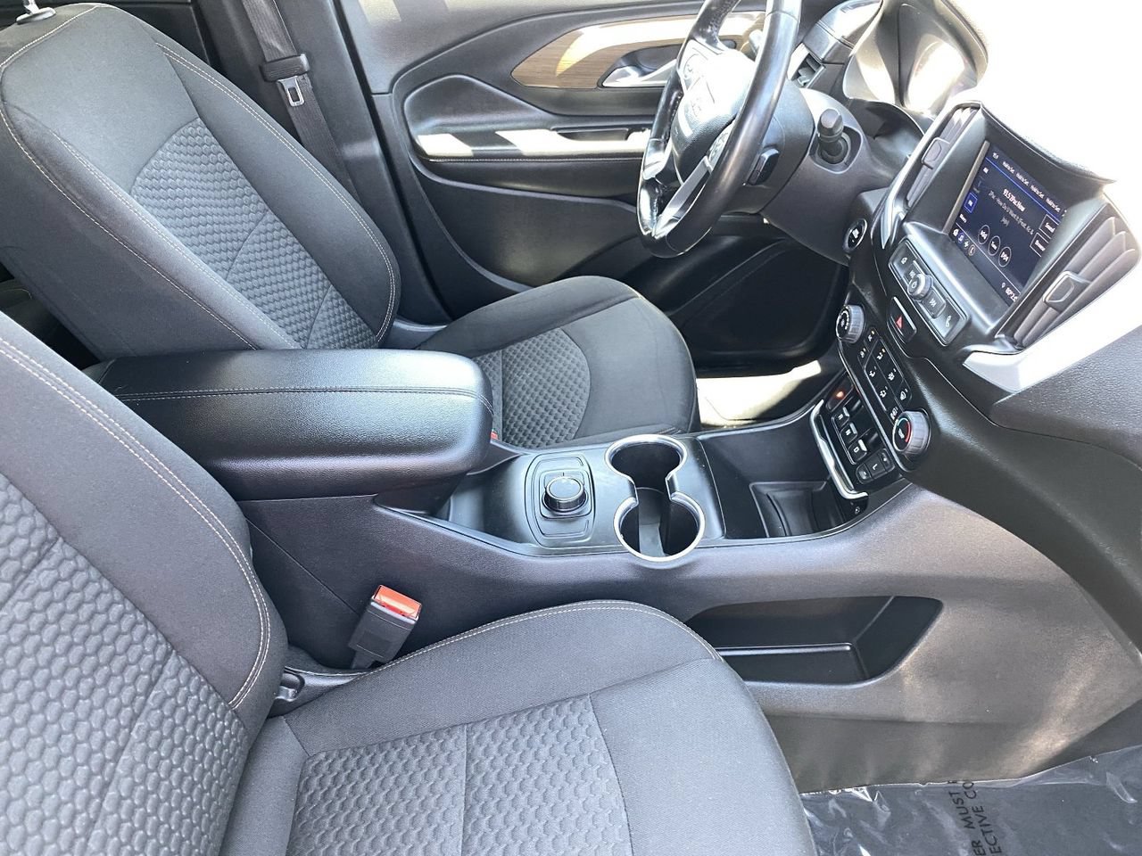 Used 2020 GMC Terrain SLE FWD image 15