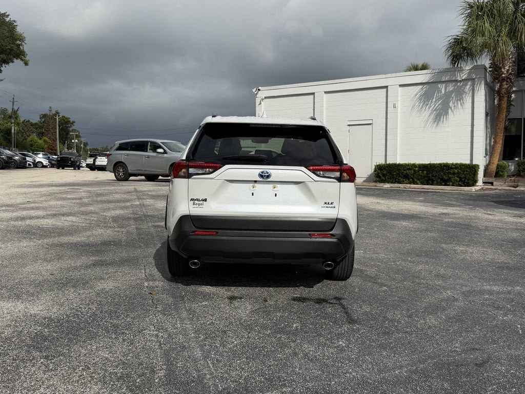 Used 2024 Toyota RAV4 XLE Premium AWD/4WD image 6