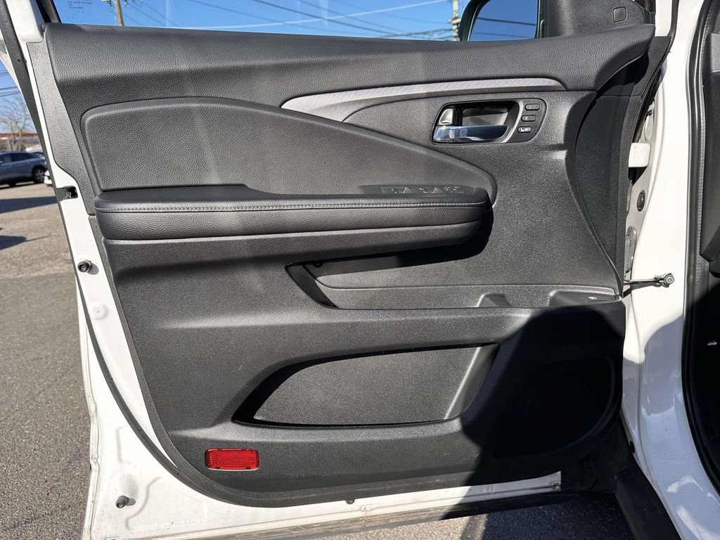 Used 2023 Honda Ridgeline RTL image 8