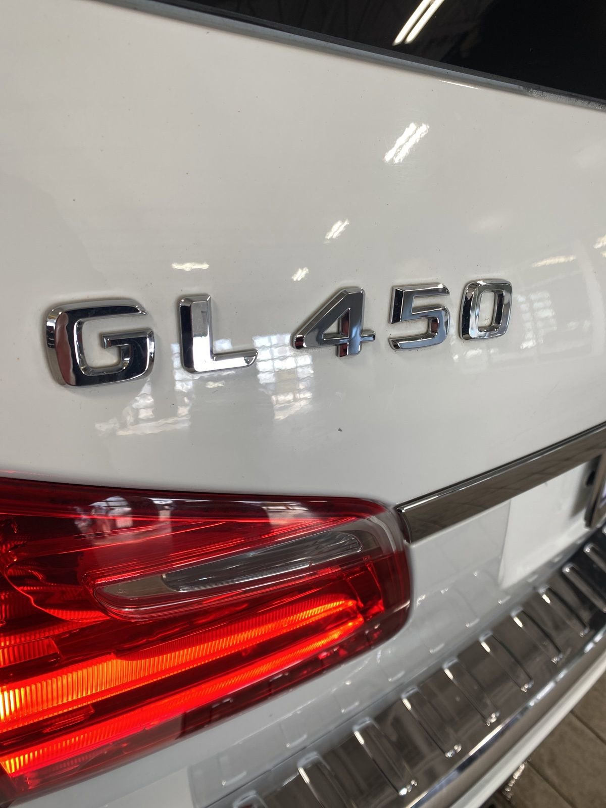 Used 2014 Mercedes-Benz GL 450 4MATIC image 23