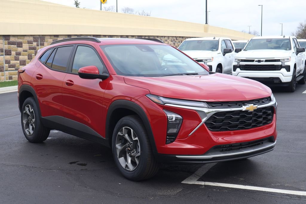 New 2026 Chevrolet Trax LT w/ Sunroof Package FWD image 10