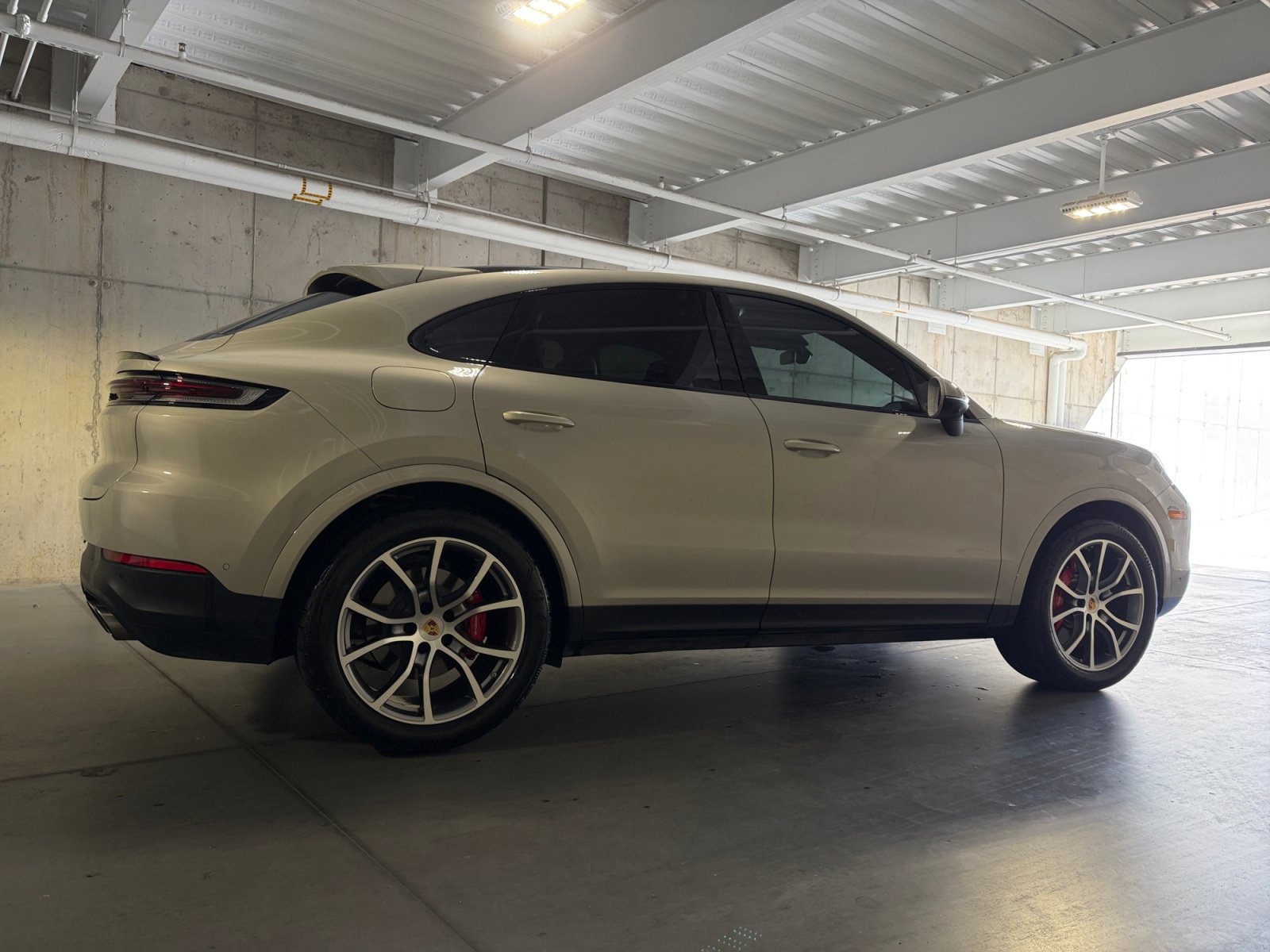 Certified 2024 Porsche Cayenne S AWD/4WD image 8