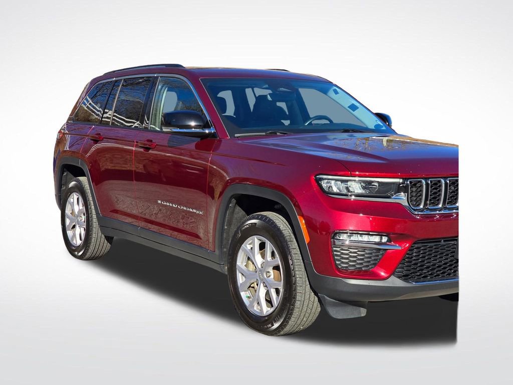 Used 2022 Jeep Grand Cherokee Limited w/ Trailer Tow Prep Group (B) AWD/4WD image 51