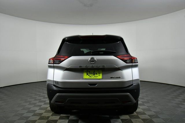 Used 2023 Nissan Rogue SV image 12