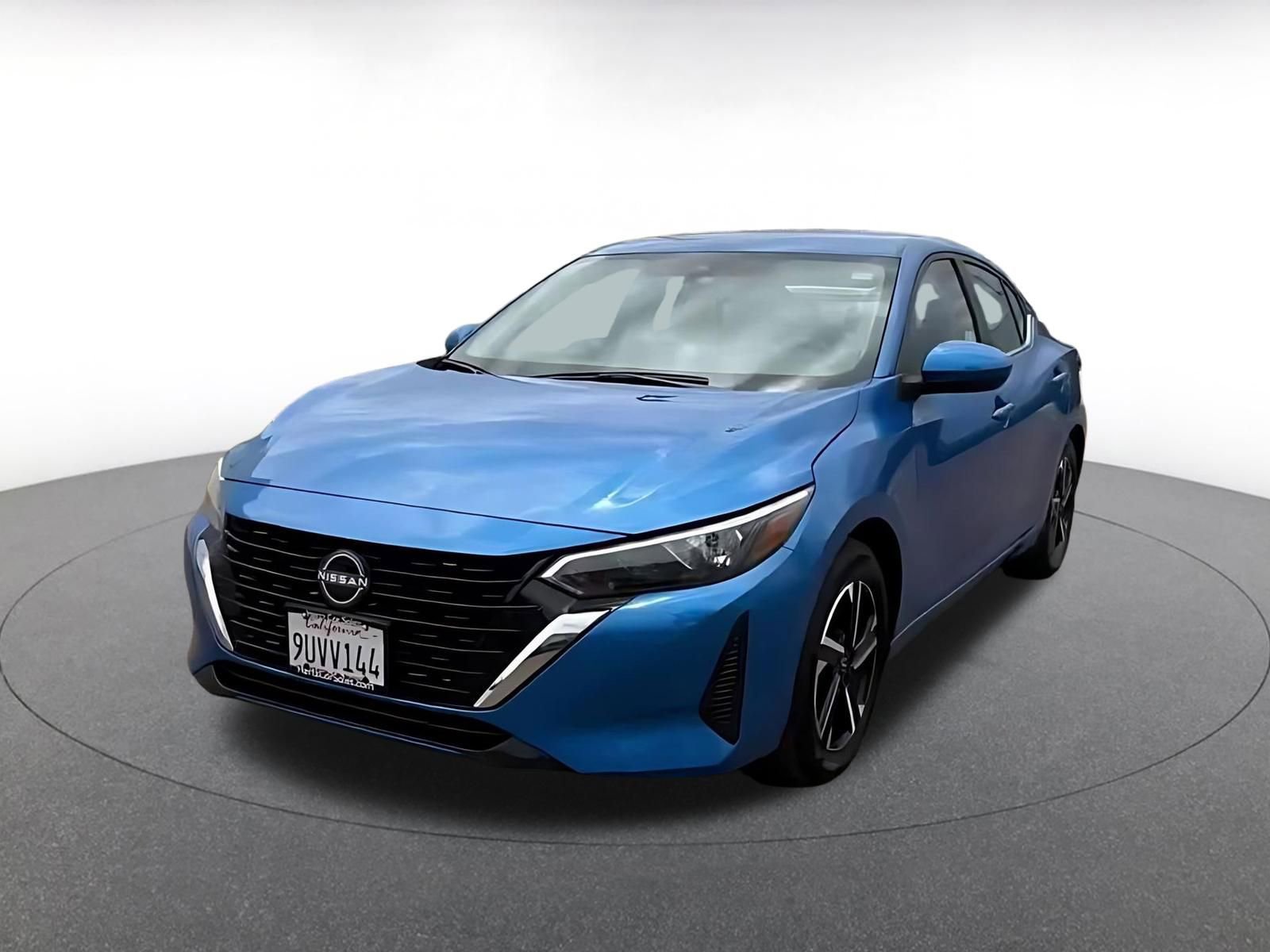 Used 2025 Nissan Sentra SV FWD image 7