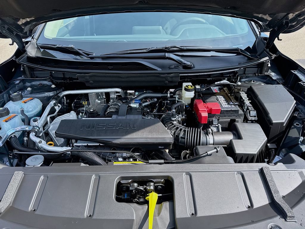 Used 2026 Nissan Rogue S FWD image 26