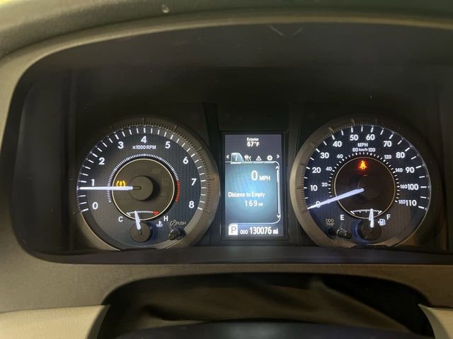 Used 2020 Toyota Sienna L image 11