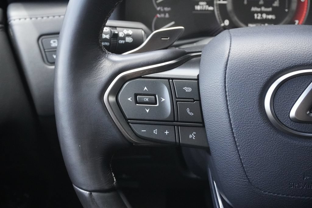 Used 2023 Lexus LX 600 4WD w/ Appearance Package image 12