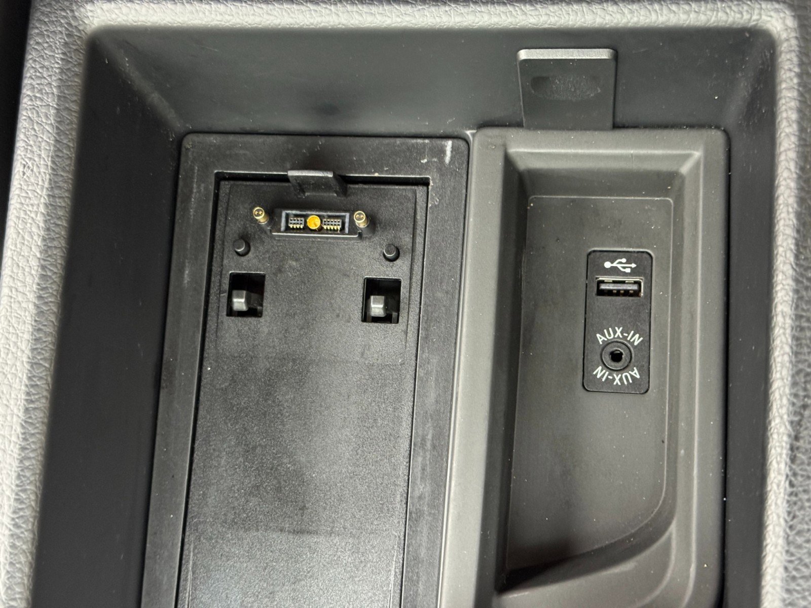 Used 2015 BMW M3 image 28
