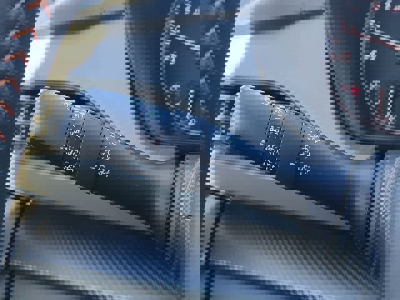 Certified 2025 Subaru Crosstrek 2.5i Limited image 25