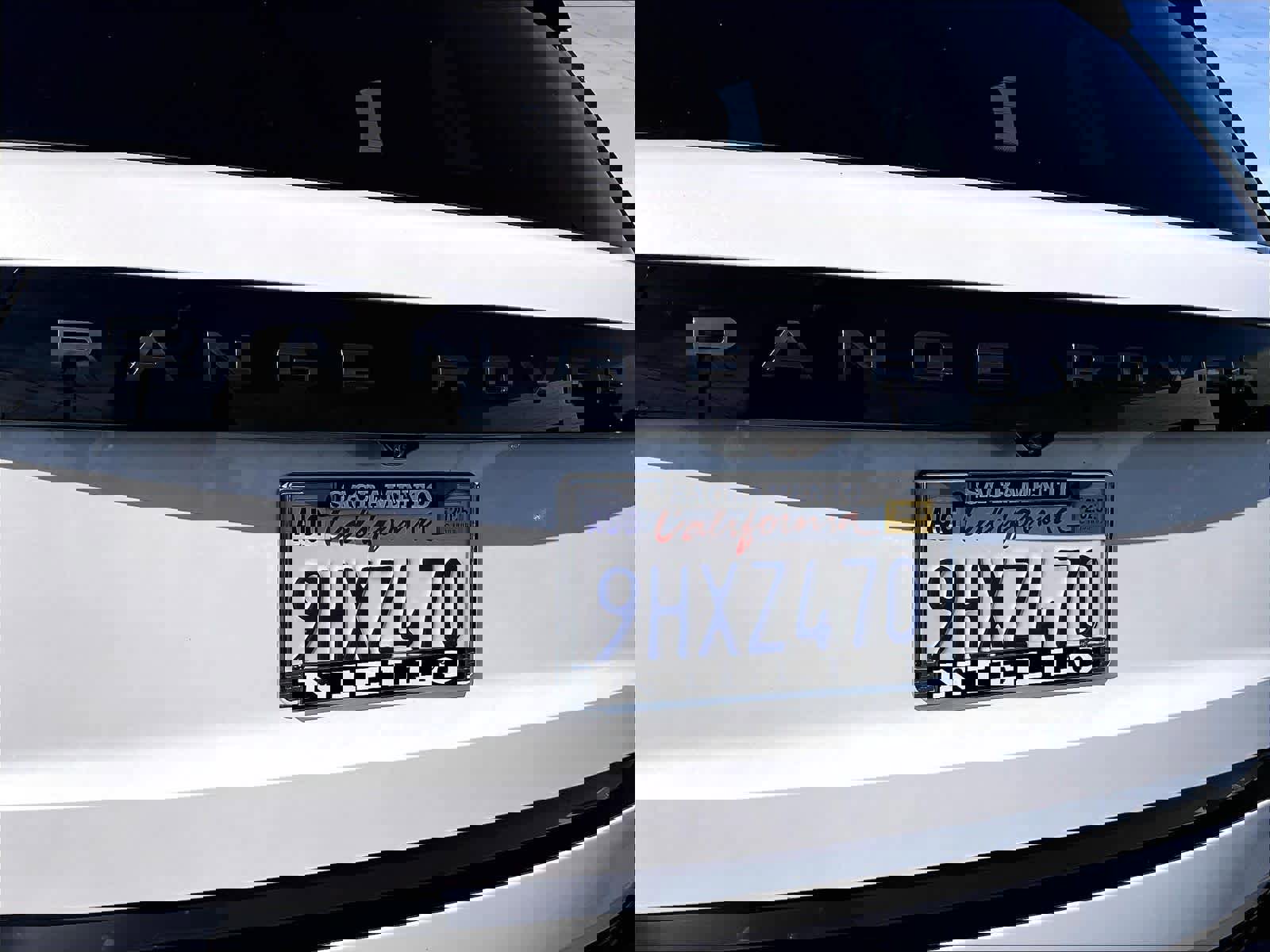 Used 2023 Land Rover Range Rover Long Wheelbase SE image 10