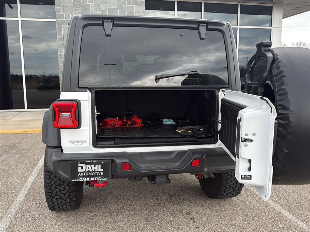 Used 2024 Jeep Wrangler Unlimited Rubicon w/ XTREMEE 35" Tire Package AWD/4WD image 18