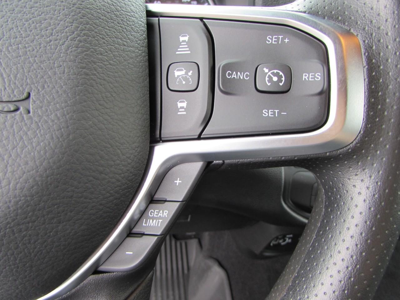 New 2026 RAM 2500 Warlock AWD/4WD image 24