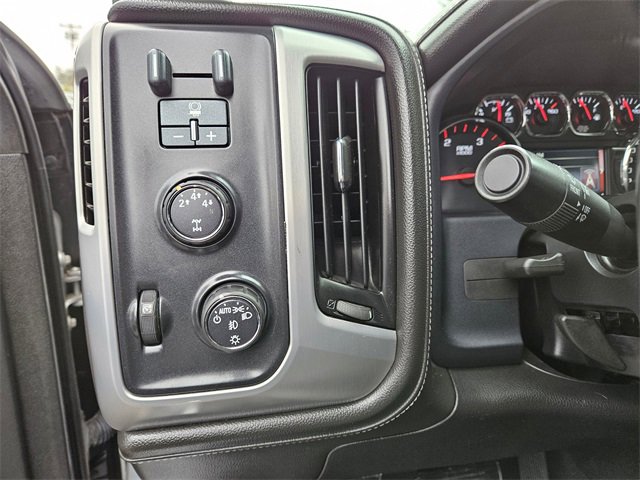 Used 2015 GMC Sierra 2500 SLE image 17