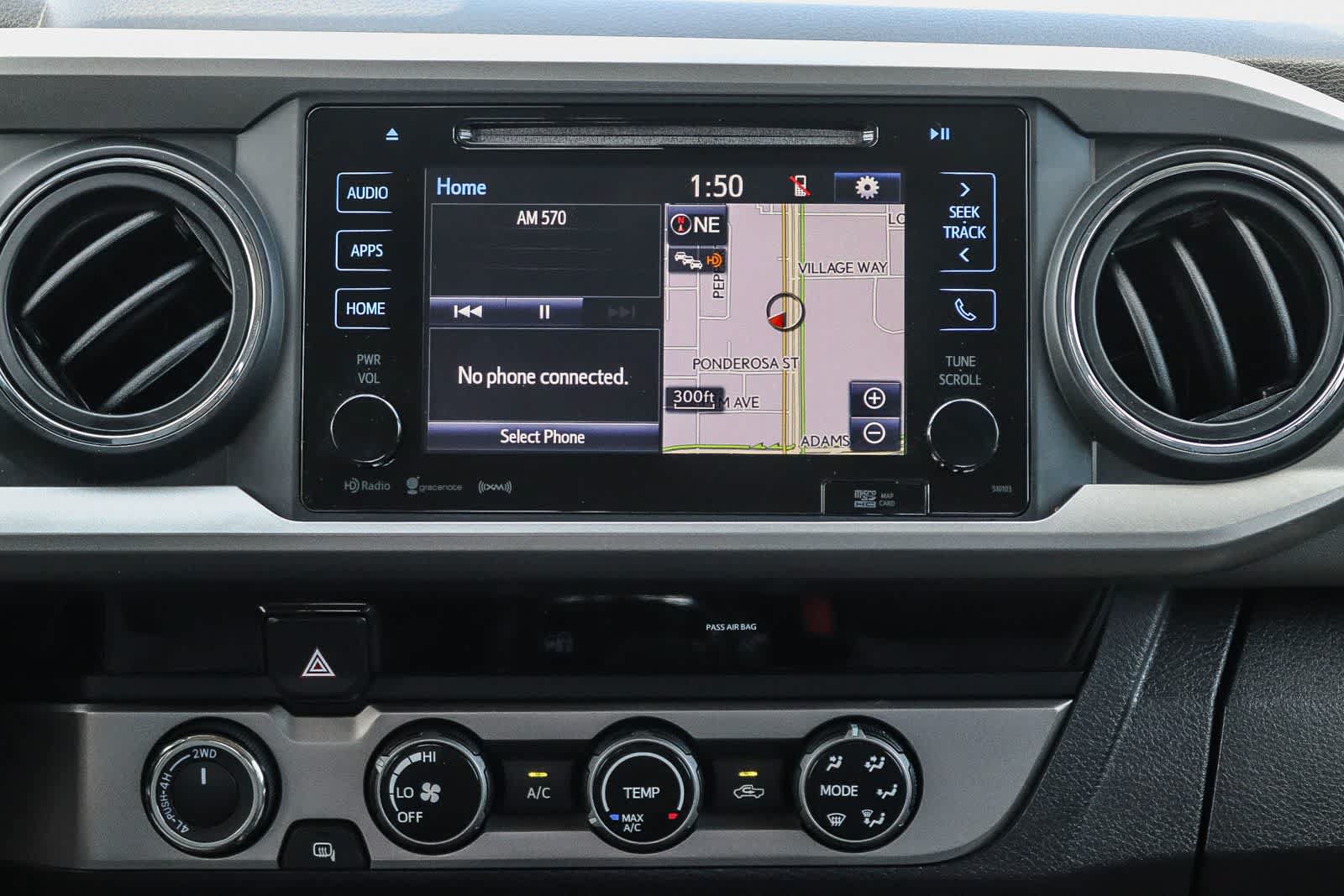 Used 2018 Toyota Tacoma SR5 AWD/4WD image 13