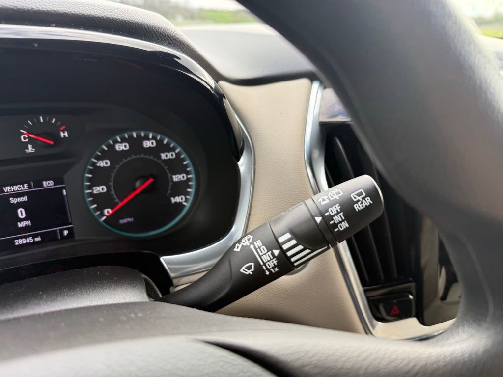 Used 2023 Chevrolet Traverse LS w/ Safety Package image 32