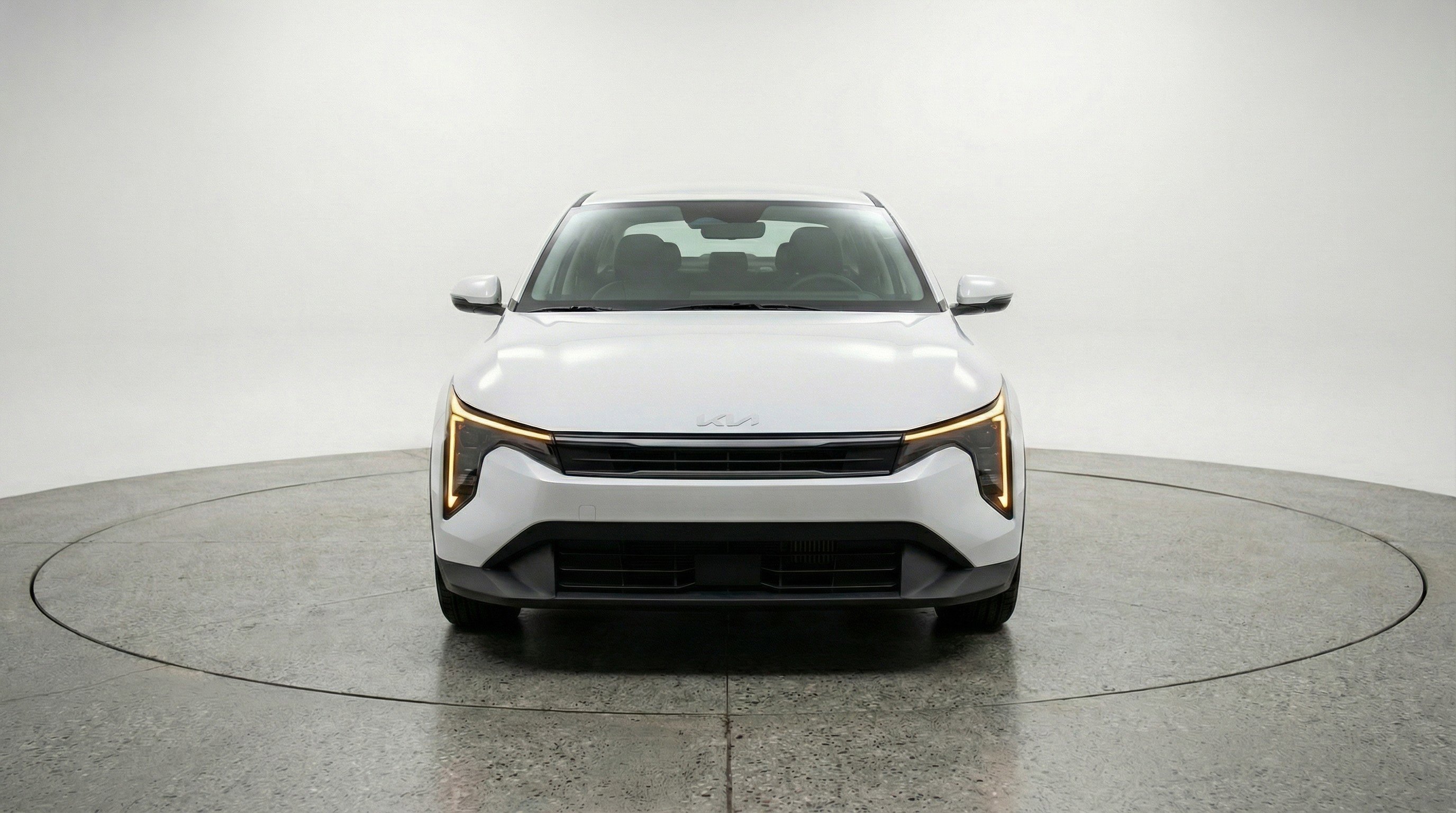 Used 2025 Kia K4 LXS image 2