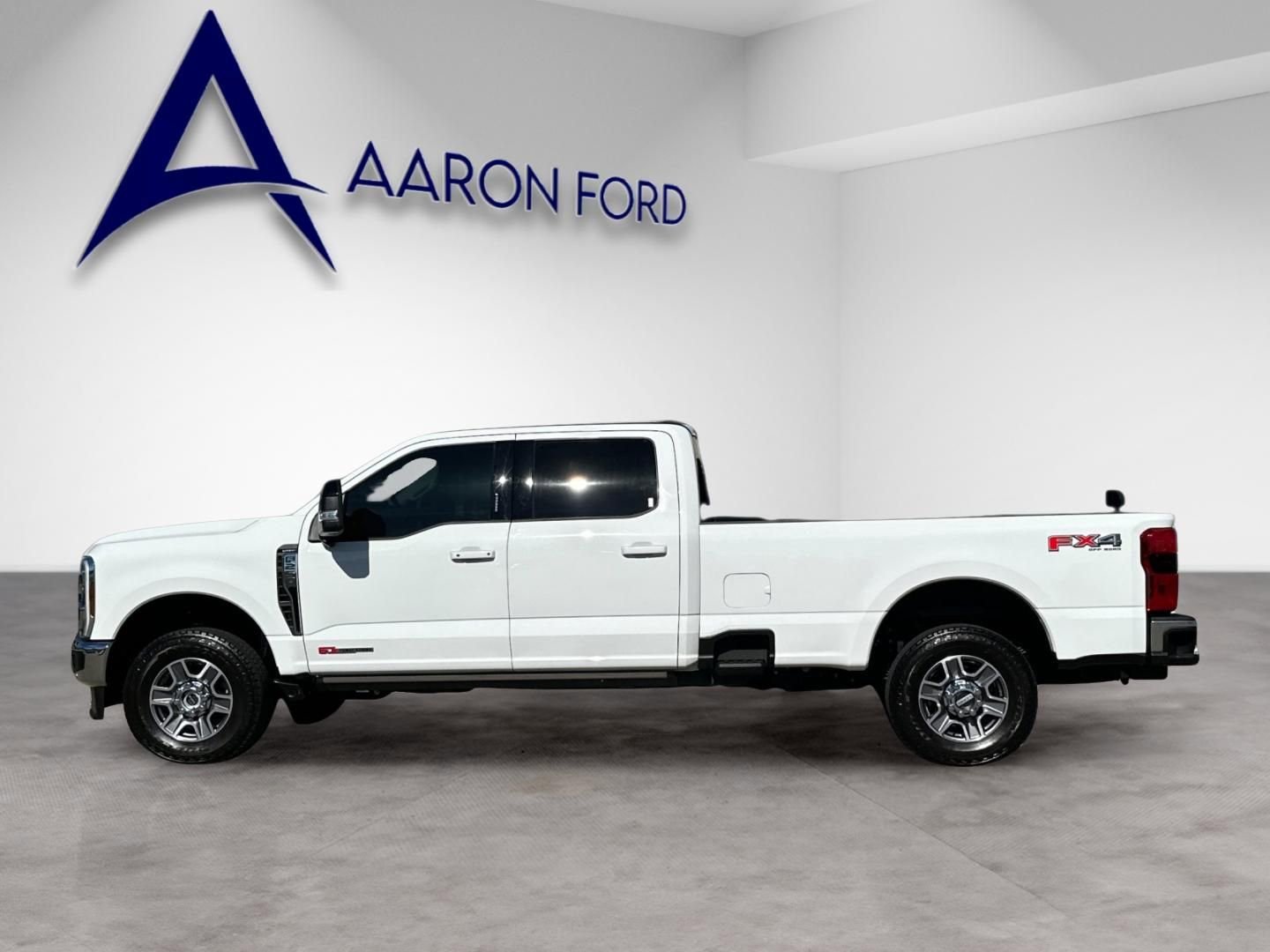 Used 2024 Ford F250 Lariat w/ Lariat Ultimate Package image 3