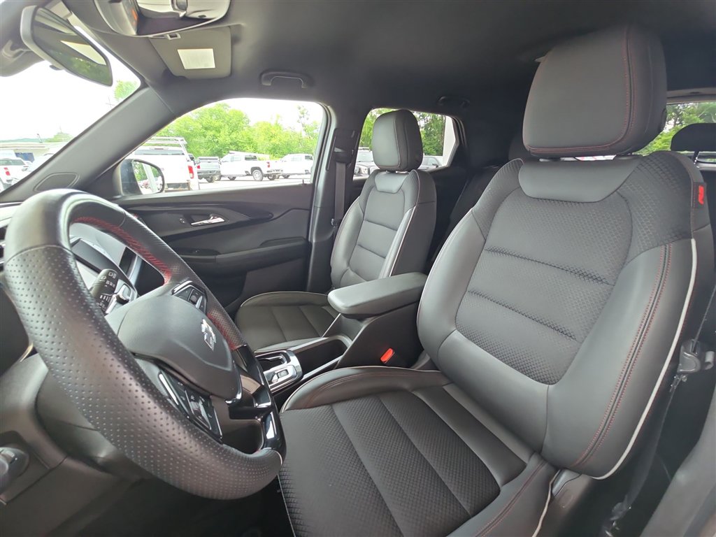 Used 2023 Chevrolet TrailBlazer RS FWD image 18