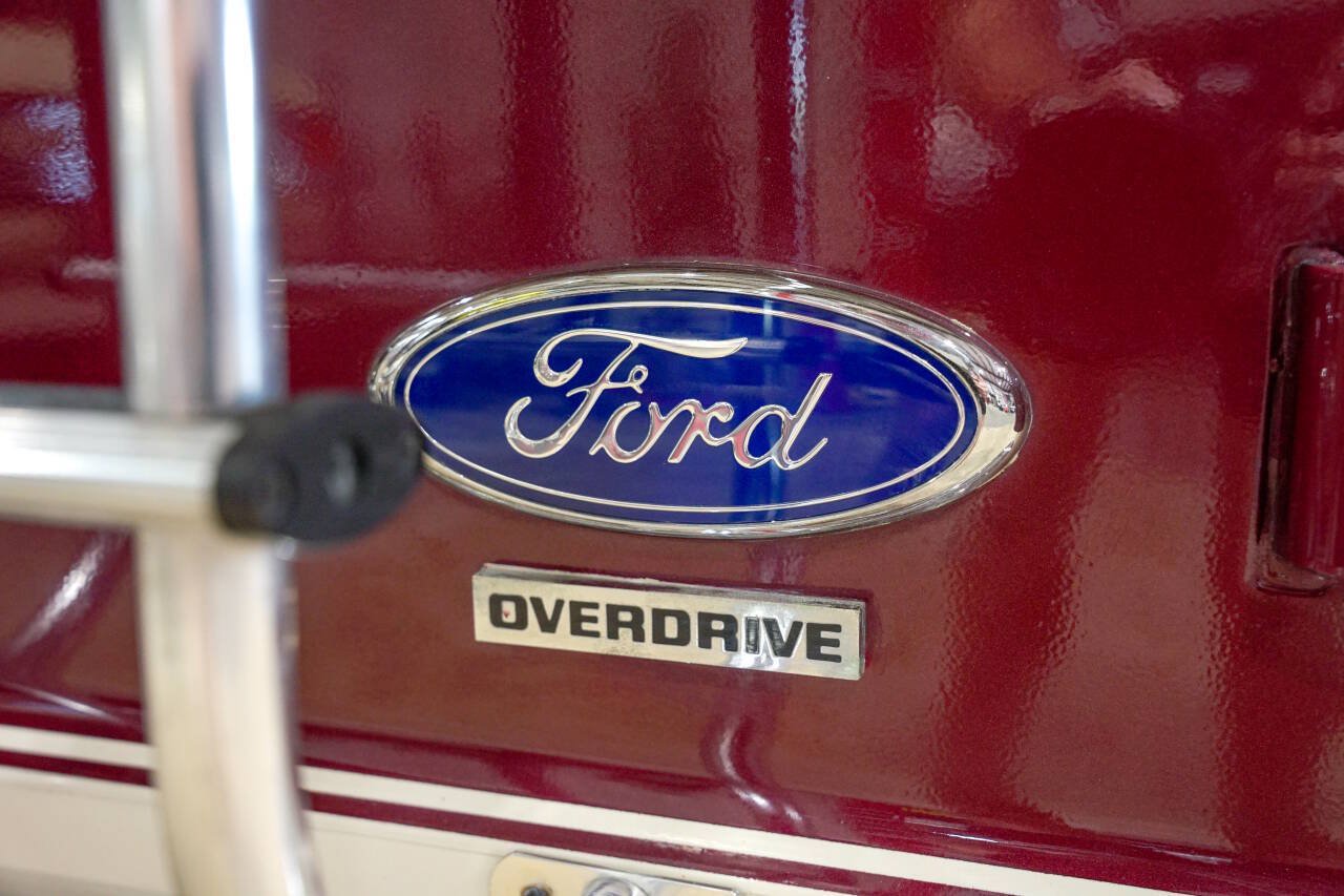 Used 1987 Ford E-150 and Econoline 150 RWD image 24
