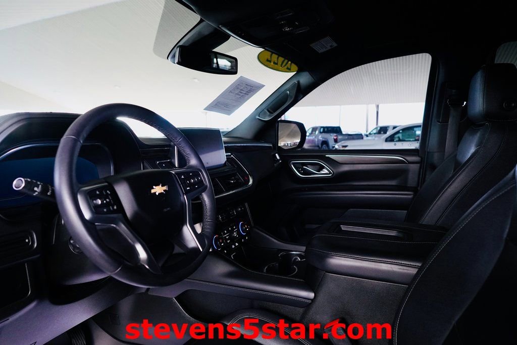 Used 2022 Chevrolet Tahoe LT w/ Luxury Package image 5