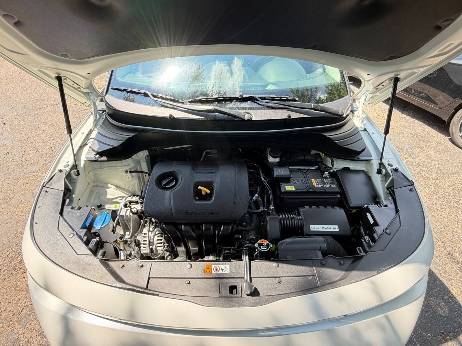 Used 2025 Kia Soul LX w/ LX Technology Package FWD image 29
