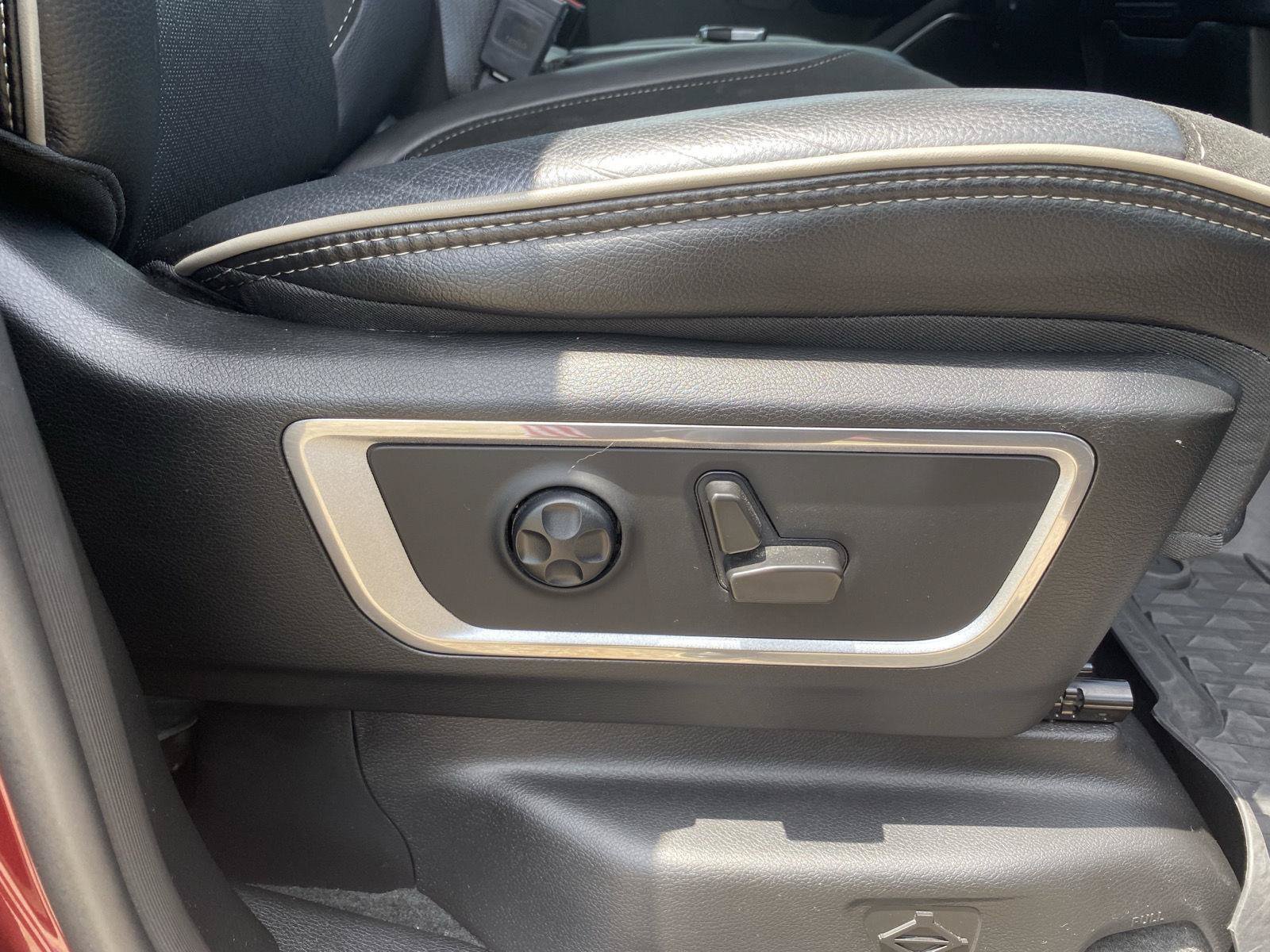 Used 2021 RAM 1500 Laramie AWD/4WD image 37