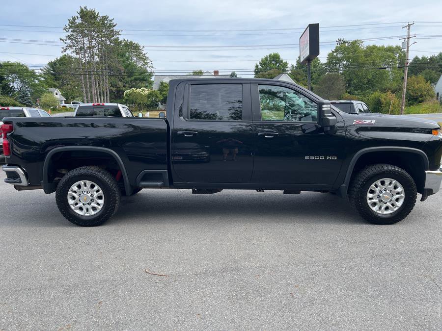 Used 2023 Chevrolet Silverado 2500 LT w/ Z71 Off-Road Package image 2