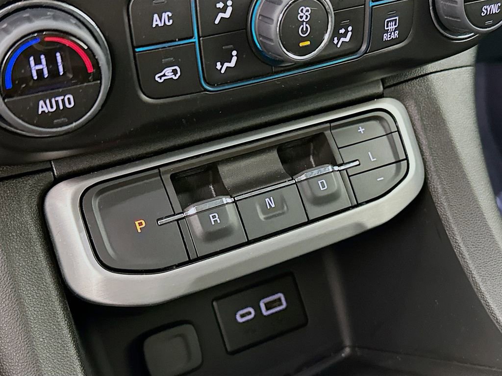 Used 2023 GMC Acadia SLE w/ Driver Convenience Package image 22