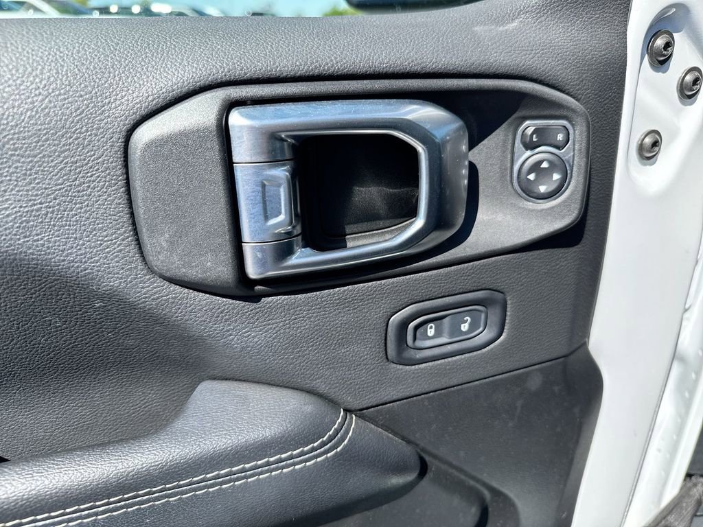 Used 2021 Jeep Wrangler Unlimited Sahara w/ Cold Weather Group image 21