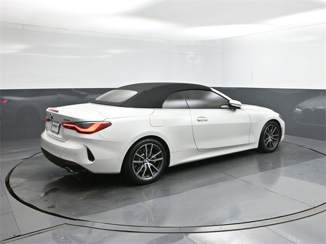 Used 2022 BMW 430i Convertible w/ Premium Package image 11
