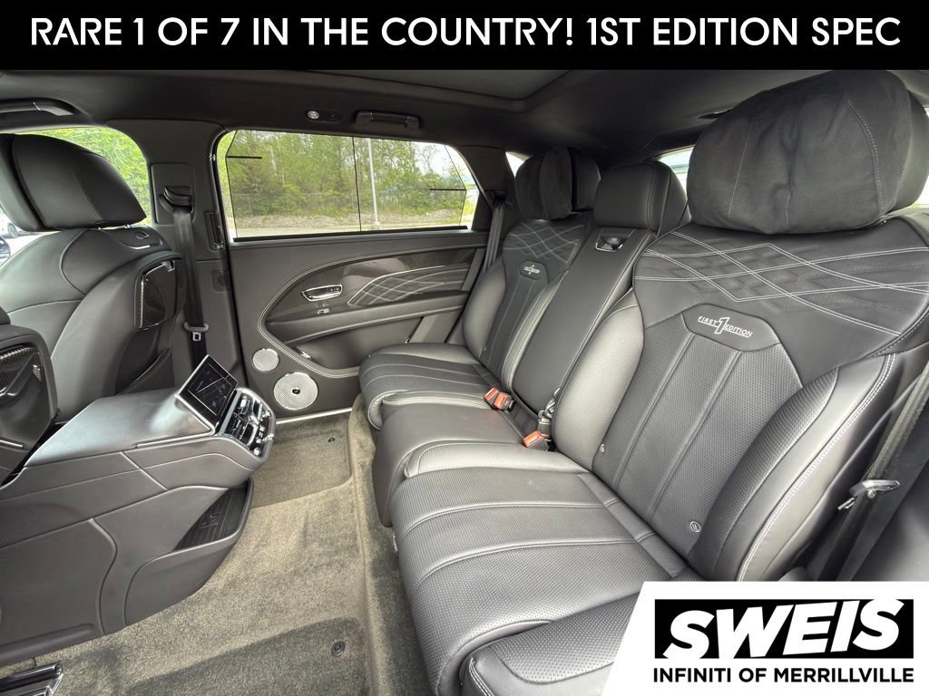 Used 2023 Bentley Bentayga Extended Wheelbase AWD/4WD image 15