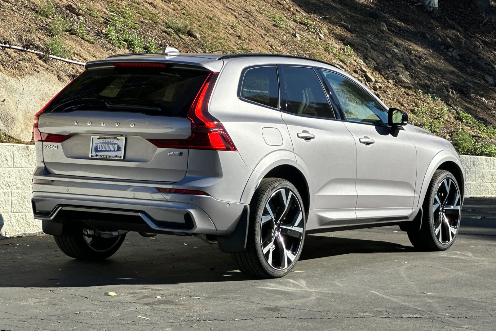 New 2026 Volvo XC60 B5 Ultra image 5