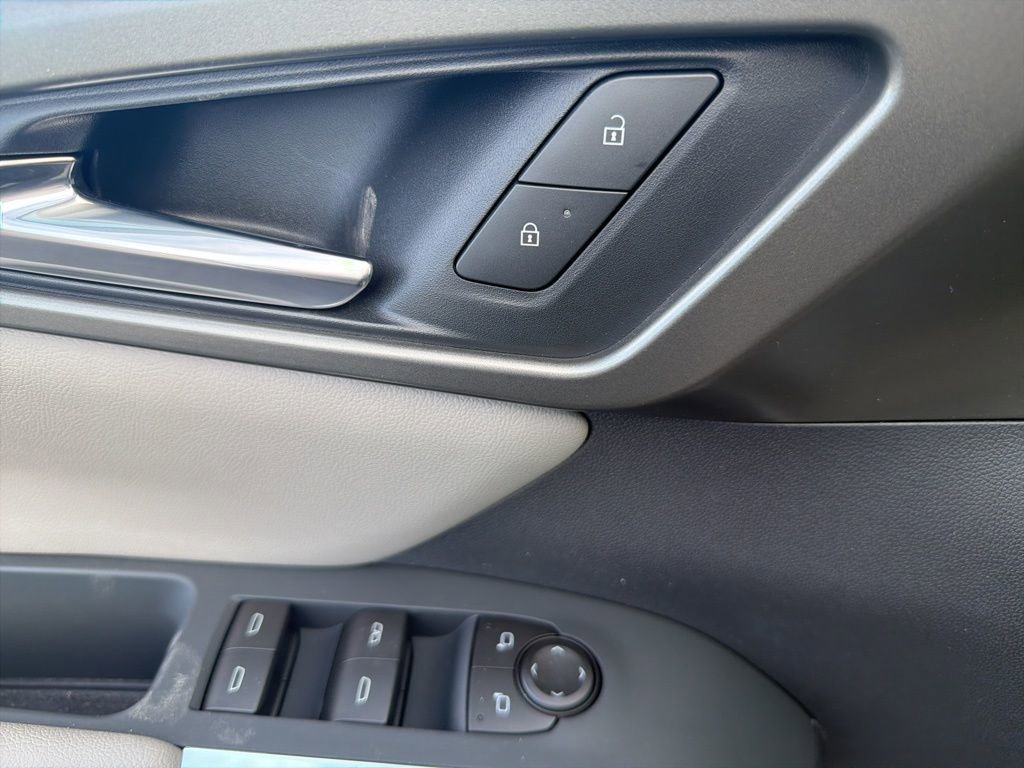 New 2026 Chevrolet Traverse LT w/ Midnight/Sport Edition image 30