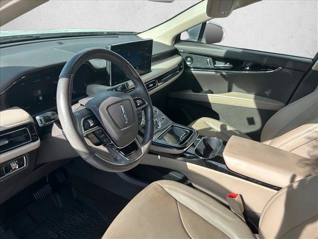 Used 2023 Lincoln Nautilus Reserve w/ Luxury Package AWD/4WD image 17