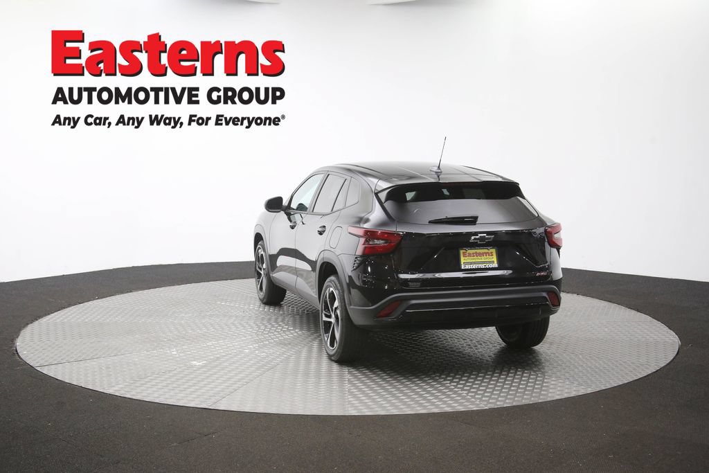 Used 2024 Chevrolet Trax RS FWD image 64