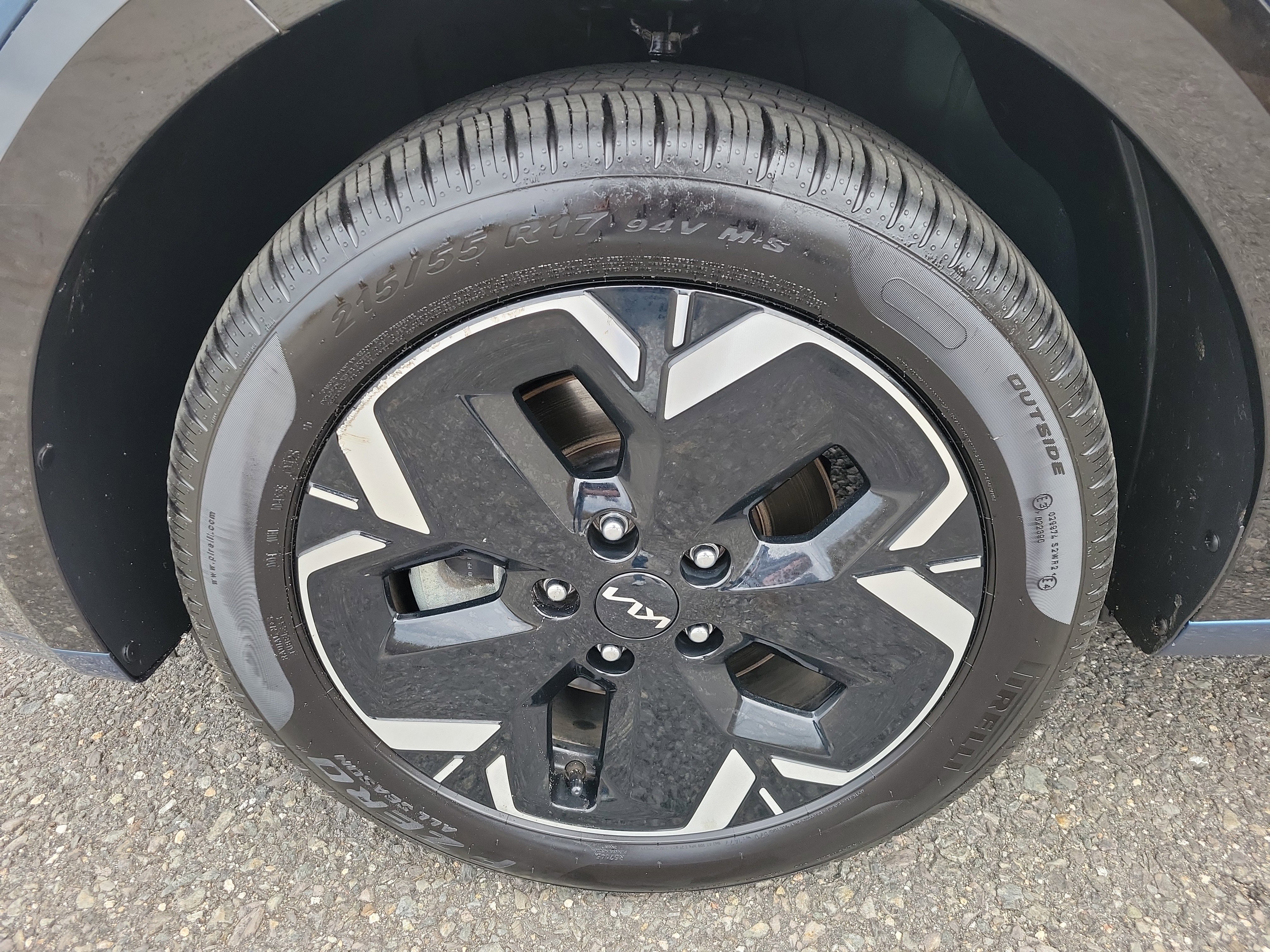 Used 2023 Kia Niro Wind w/ Wind Preserve Package image 12