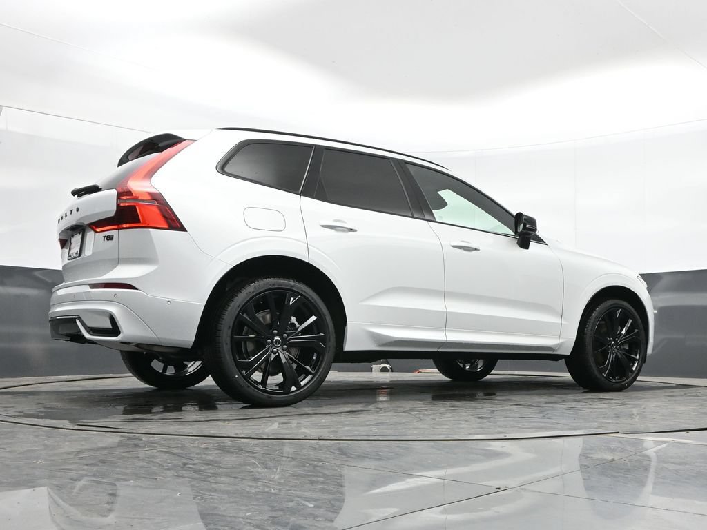 New 2026 Volvo XC60 T8 Ultra w/ Climate Package AWD/4WD image 33
